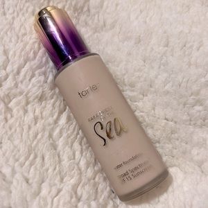 Tarte Rainforest by the Sea Water Foundation(fair)